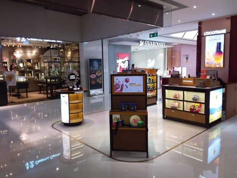 retail store lighting