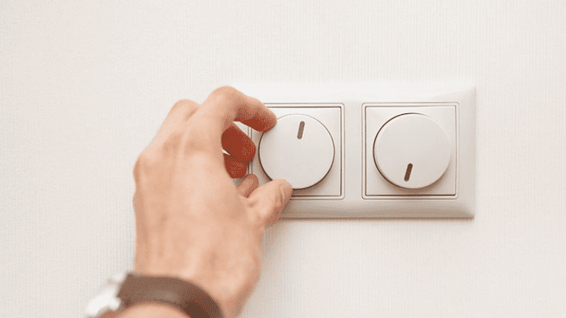 TRIAC dimming is limited to the AC power supply.