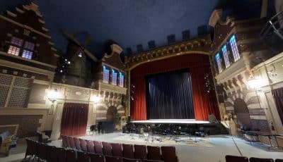 Holland Theatre