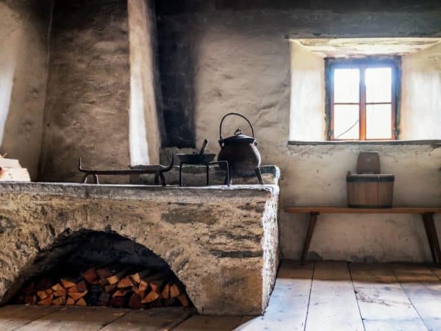 Historical Trends in Flooring Widths and Lengths: Function and Design