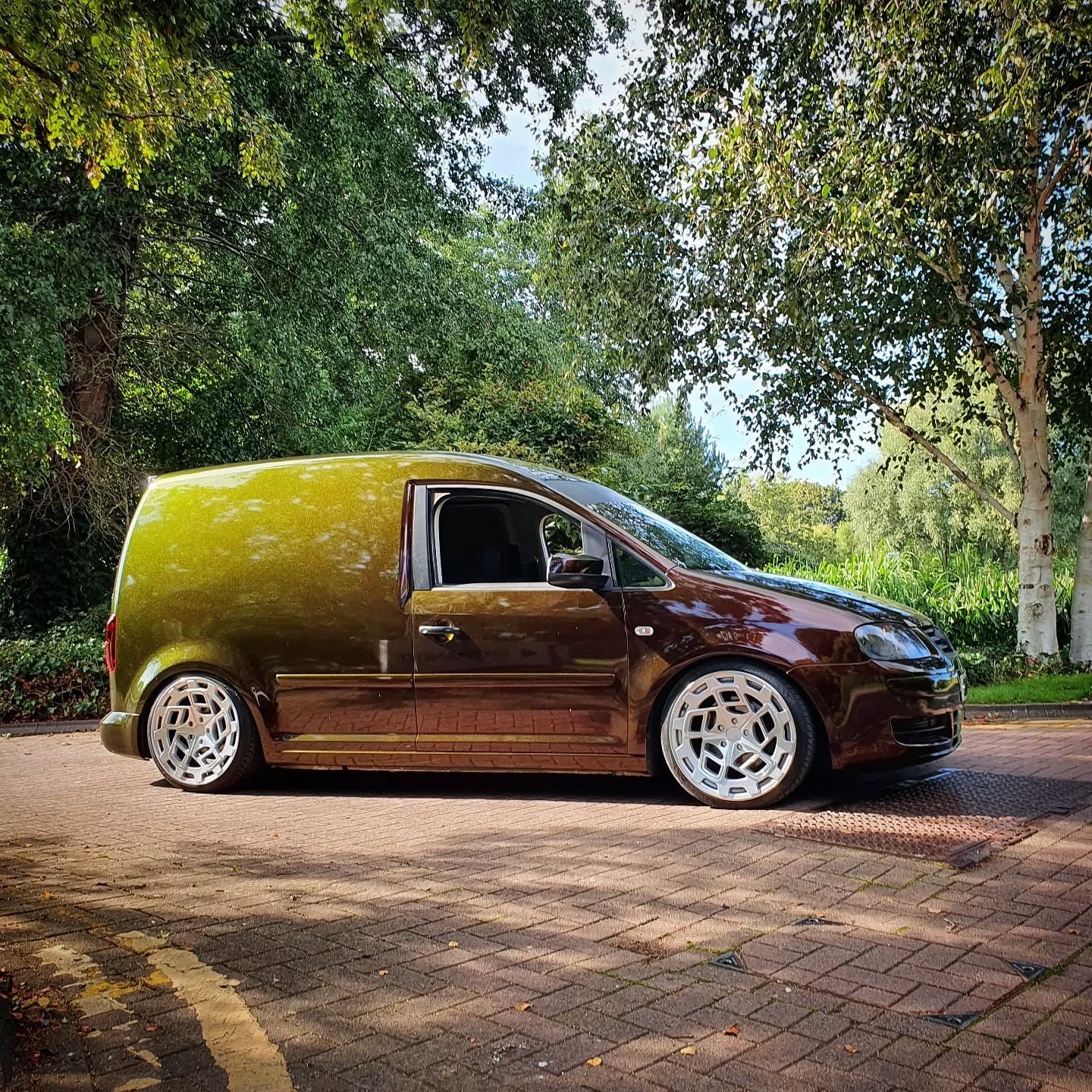 APA POWER JET (JP/979.6) Gloss Metallic CARNAGE RED - obrazek 6