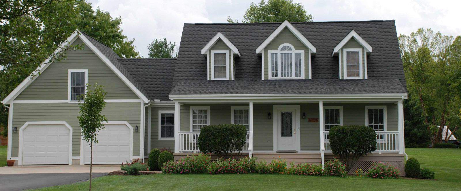 GAF Overview 2 Photo of a model of a gray house with a full roof installation by Roofing for Troops of Ohio