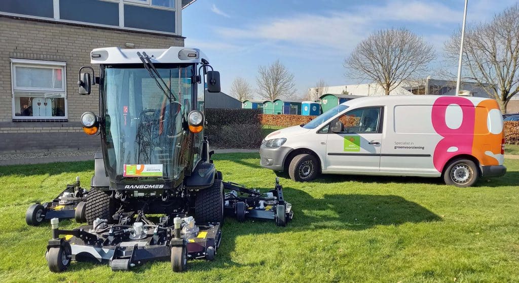 NoordWestGroep gaat ook dit jaar het groen in de gemeente Steenwijkerland onderhouden