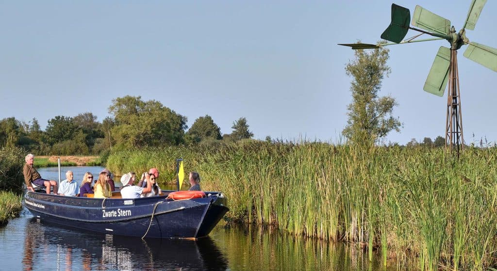 Bijzondere vaartochten door de waterrijke natuur van De Wieden