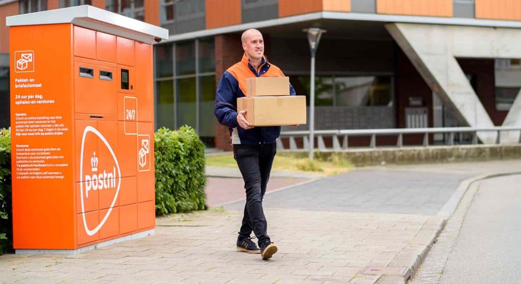 PostNL pakketautomaat in Steenwijk