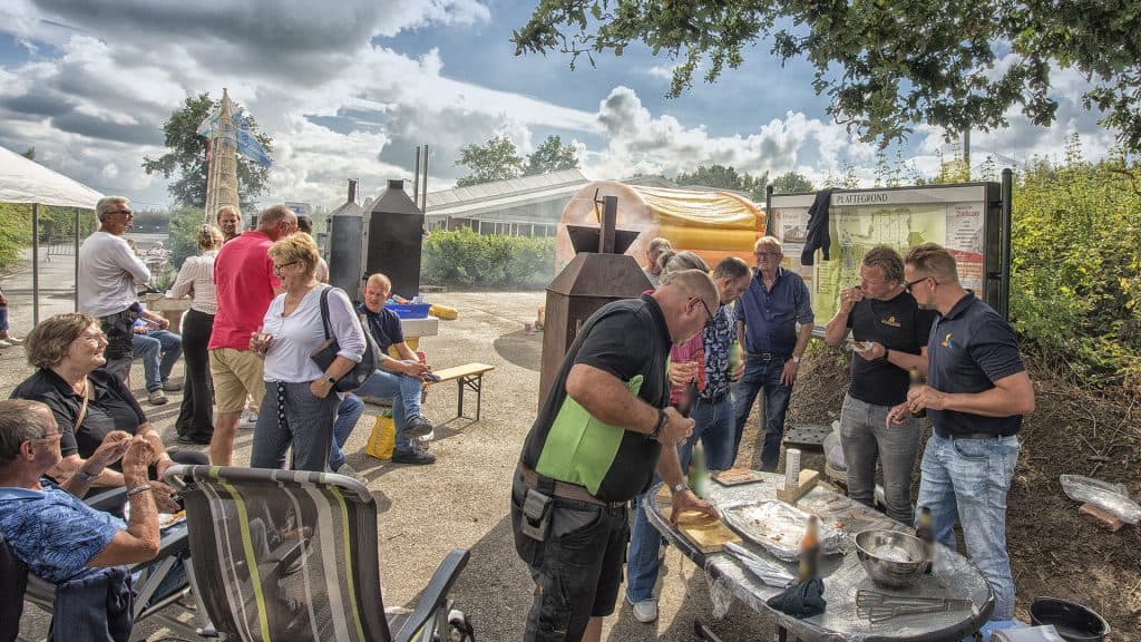Geslaagde Palingrookwedstrijd ’t Akkertien