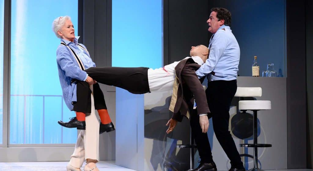 Absurd en toch uit het leven gegrepen