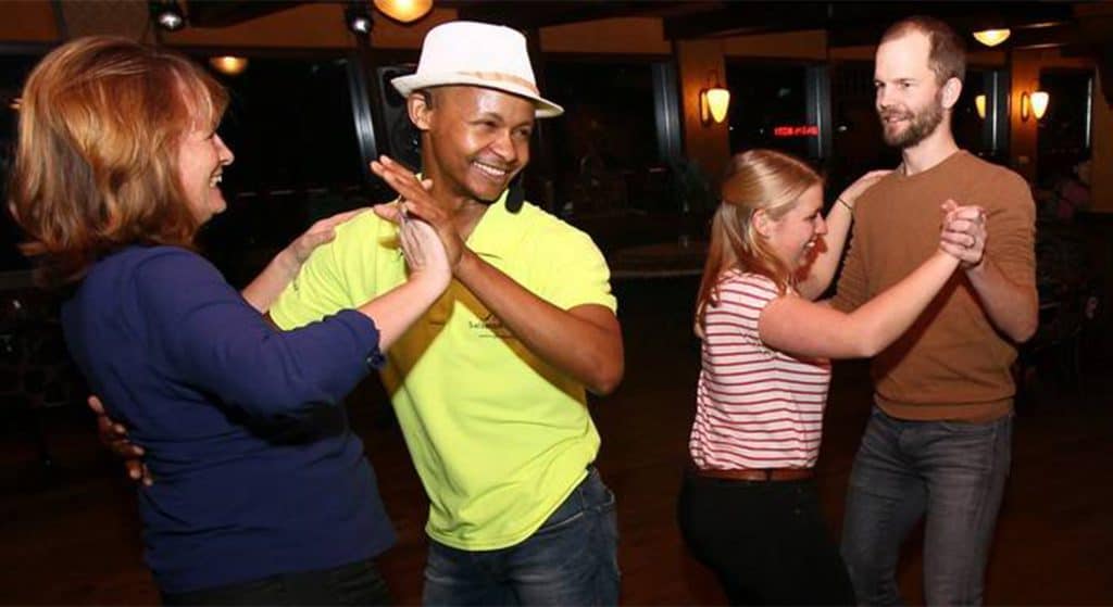 Volg een proefles Salsa in Oldemarkt!