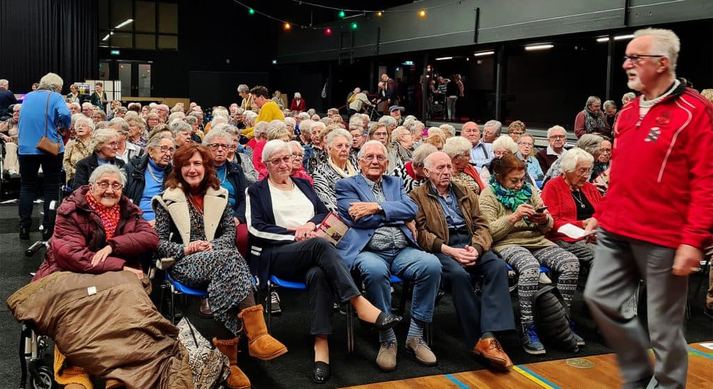 Zonnebloem gasten gingen Op Pad Met Annie MG. Schmidt