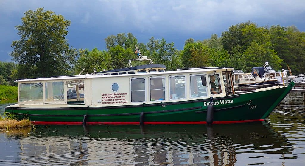 Prinsheerlijk(e) cheque van € 940,00 voor Groene Wens Boot