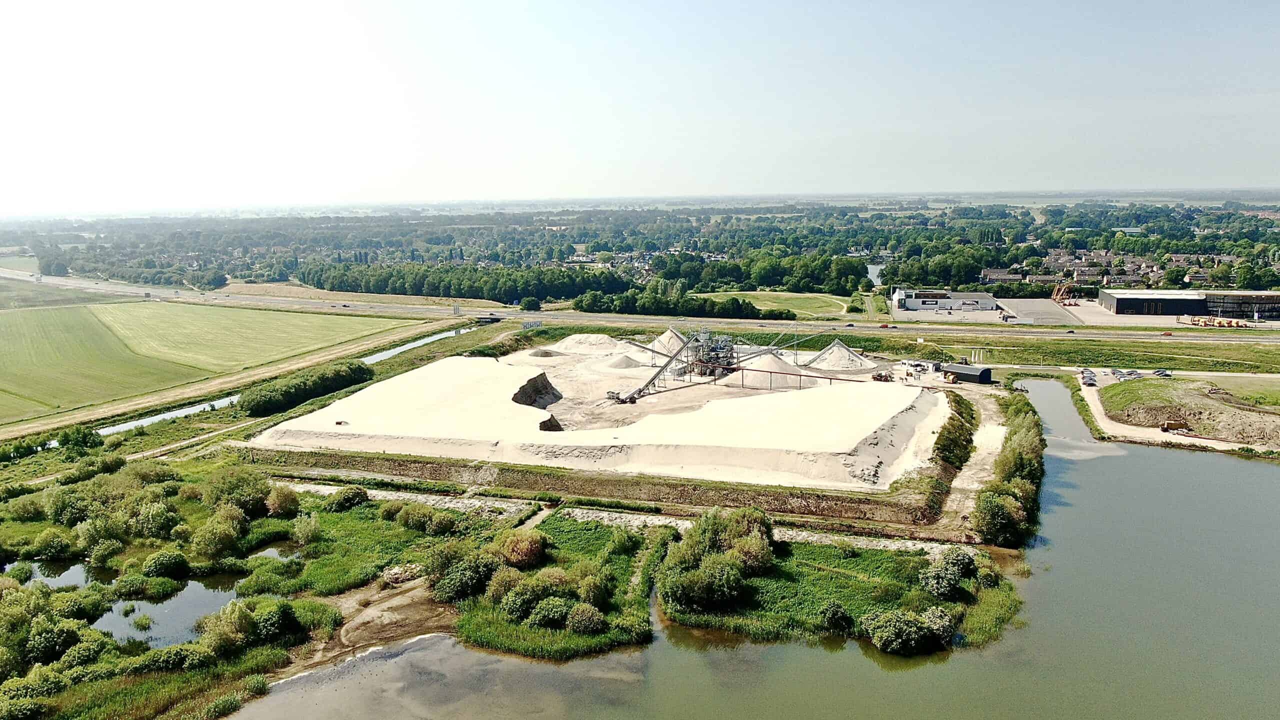 Zandwinning bij Eesveen, foto Dirk Brans