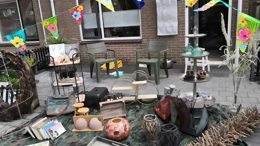 Oldemarkt staat bol met 66 schuurverkoop adressen!