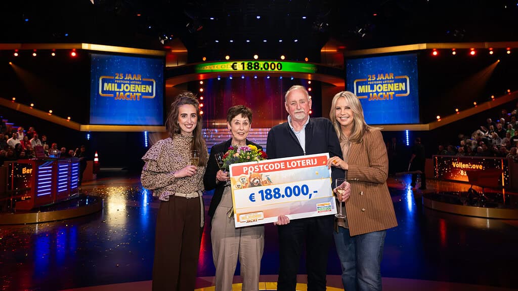 Evert uit Vollenhove wint 188.000 euro tijdens jubileumseizoen Postcode Loterij Miljoenenjacht