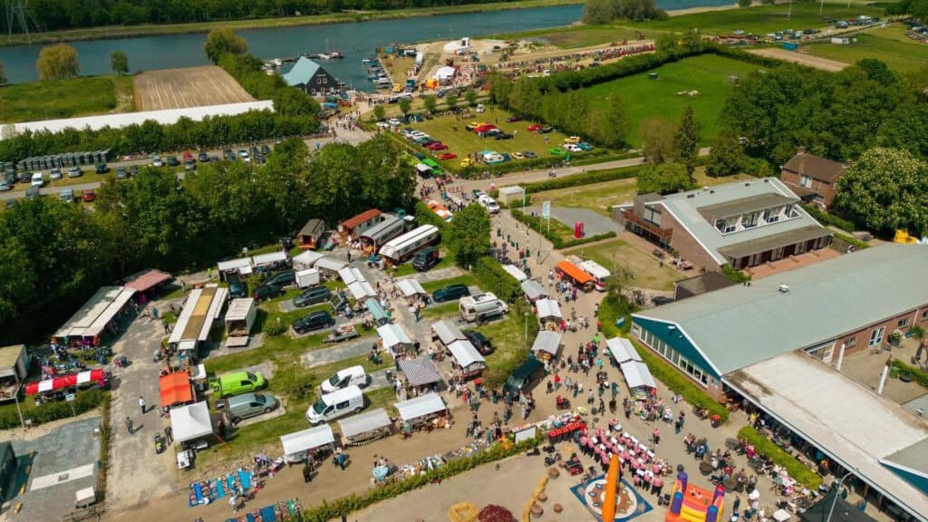 Vollenhove maakt zich op voor nostalgie en gezelligheid: Oldtimer Festival op 31 mei 2025