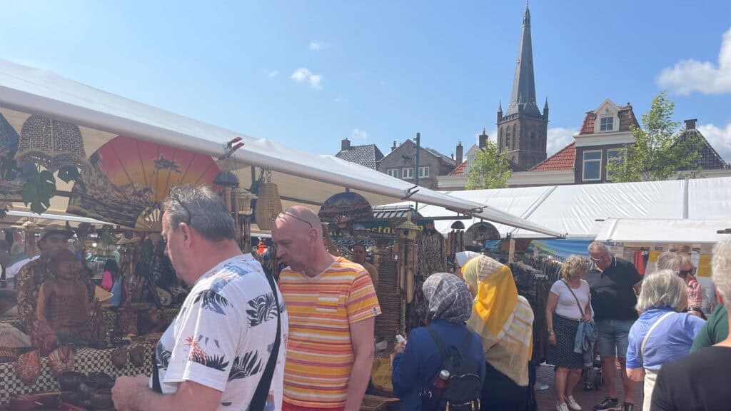 Steenwijk viert zomer vol kleur met Pasar Malam Istimewa