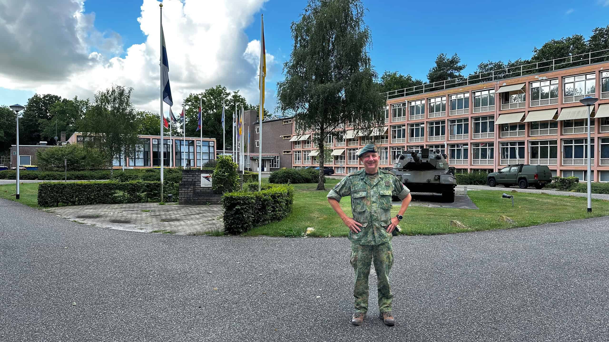 2-Kolonel Huub Klein Schaarsberg - foto Dirk Brans