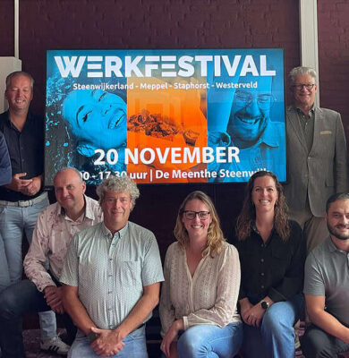 Vertegenwoordigers van ondernemersverenigingen, betrokken gemeentes en het WerkgeversServicepunt slaan handen ineen tijdens het Werkfestival – foto aangeleverd