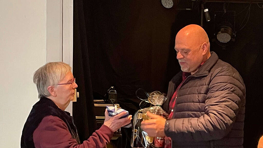 Jacob Beute neemt na 40 jaar afscheid van RTV SLOS: “Aan alles komt een einde”