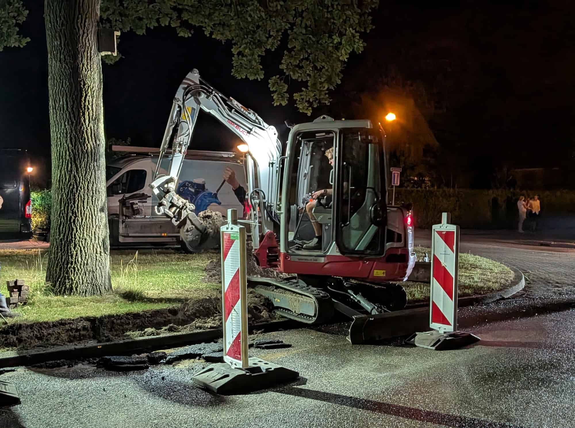 Waterleidingbreuk in Tuk zorgt voor overlast