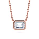 Cut diamond pendant on rose gold chain. Perfect for sophisticated jewelry lovers.