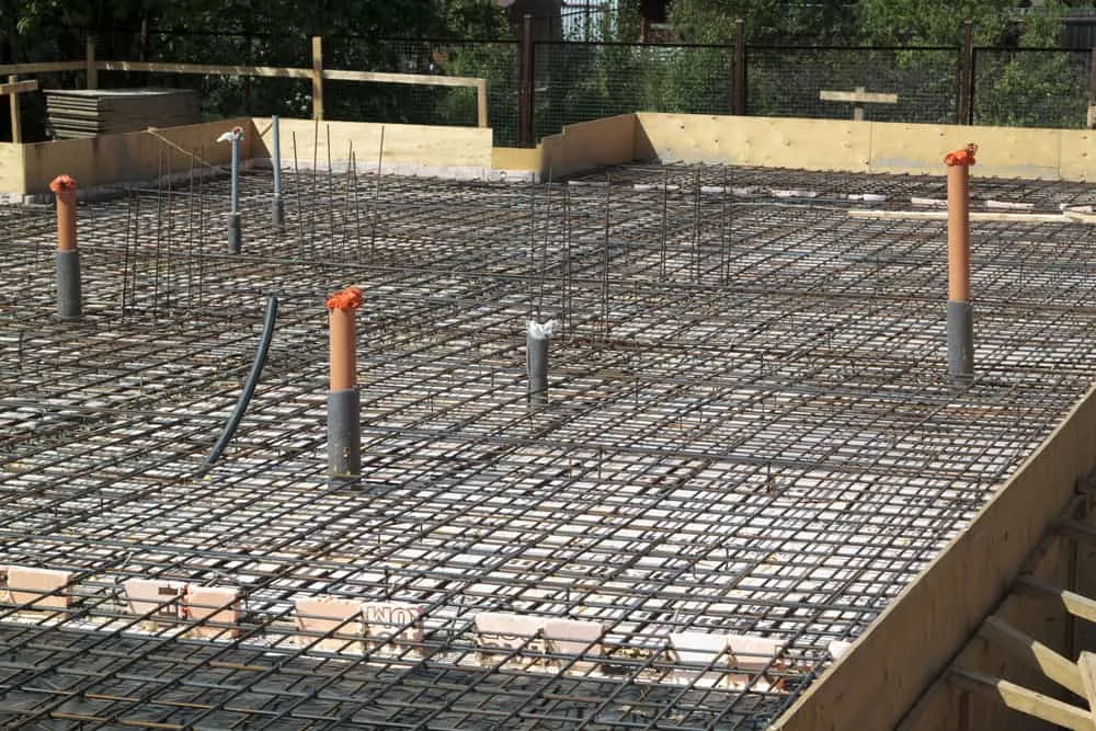 Pre-pour foundation structure