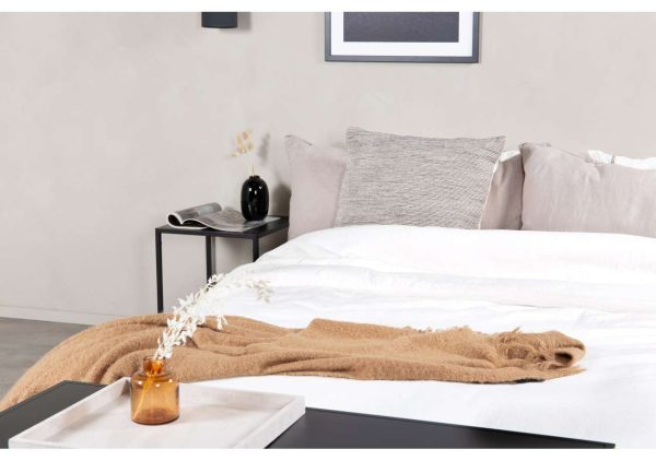 Högkvalitativa svenska sängar och sovrumsmöbler för ultimat komfort och design.