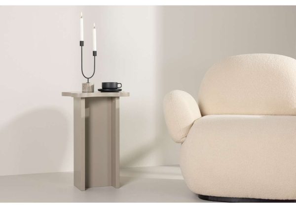 Hämtar inte bild utan kan inte generera detta. Vänligen ladda upp bilden direkt här.