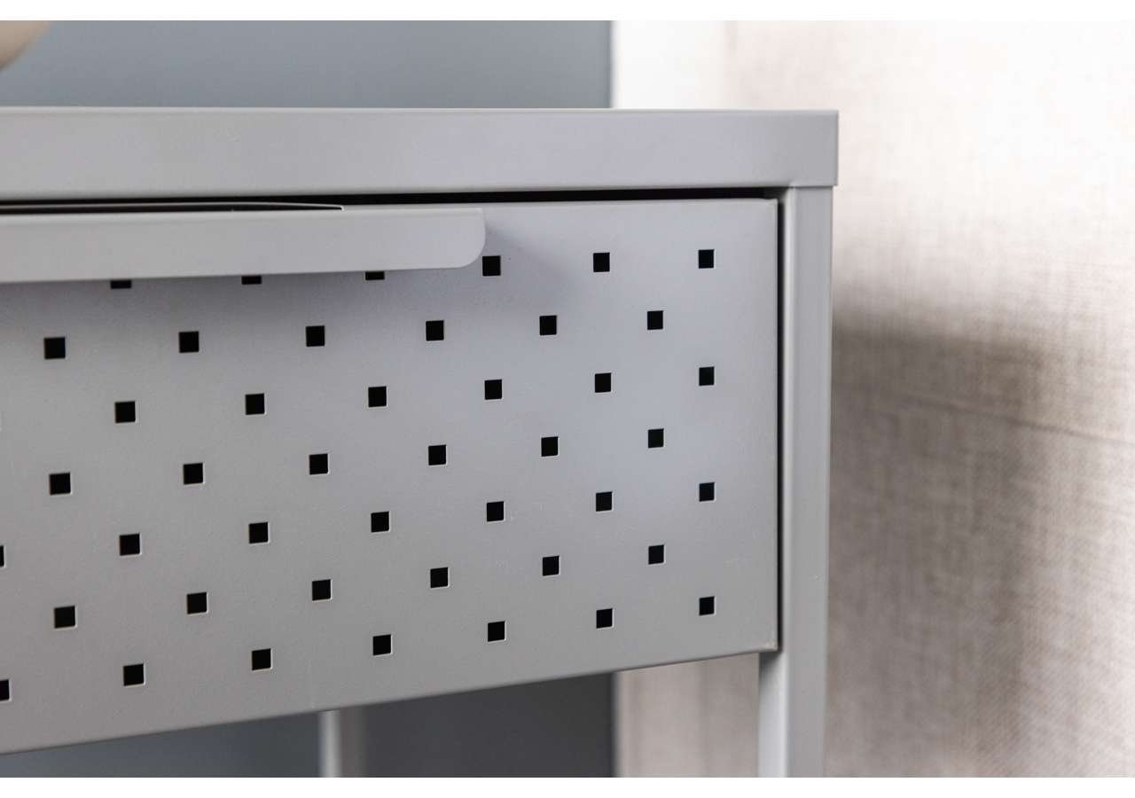 Modern nattduksbord i grått med perforerad frontdesign.