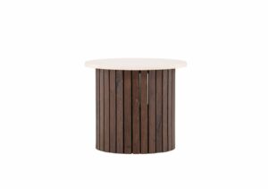 Ljus från Bobbin i ek för ett modernt sovrum, perfekt tillbehör för insynsskydd och trivsel.