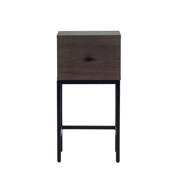 Modern sängskåp i mörk träfinish med metallstativ, perfekt för sovrum och gästrum.