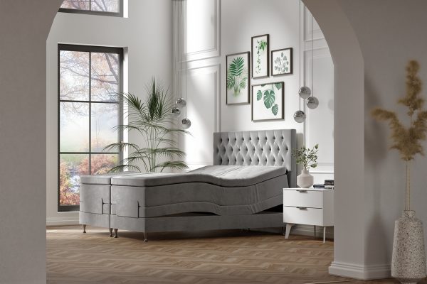 Lättskött och mysigt sovrum med säng från Sängfabriken, nordiska design och komfort.