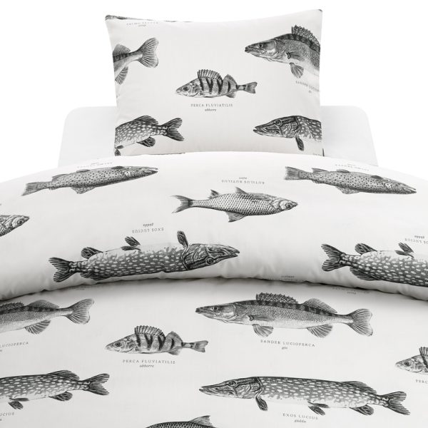 Fiskmönstrade sängkläder i vitt och svart med fiskprint, mjukt och bekvämt för extra sömntyp.