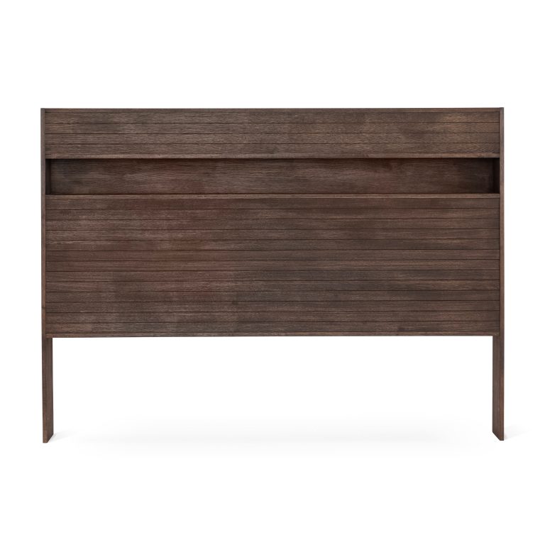 Elegant trä sänggavel i mörkbrunt ek för moderna sovrum.