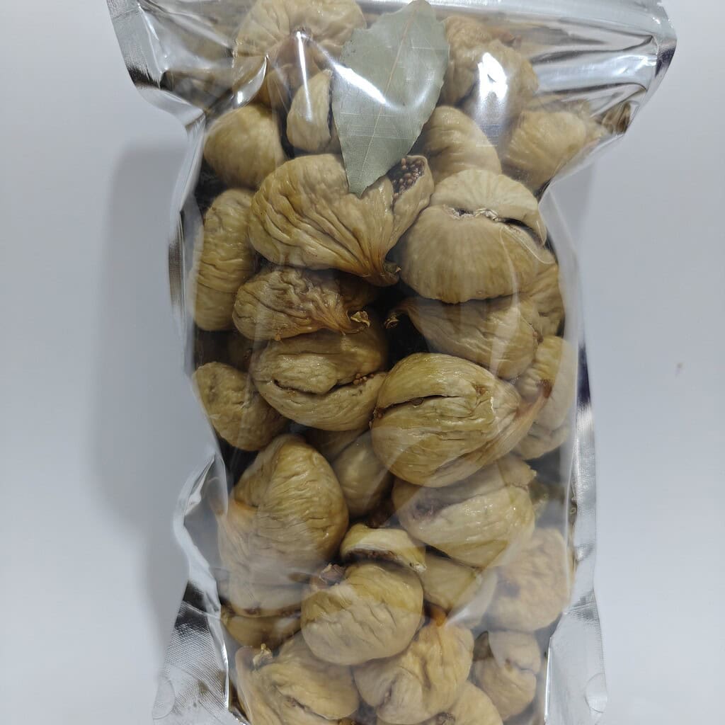 Güneş kurusu meşhur nazilli çatlak incir dal kurusu