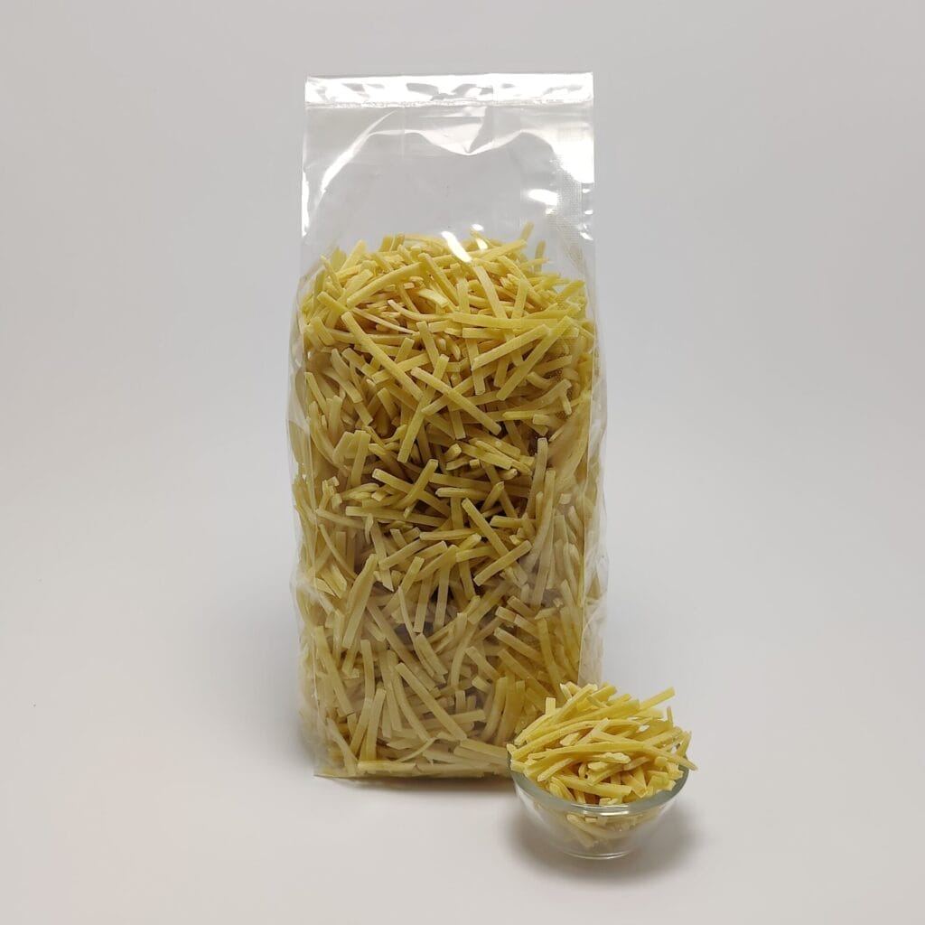 el yapımı anadolu usülü kesme erişte