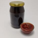 Kızılcık marmelatı güneşte kıvam aldırılmıştır koruyucu katkı içermez. Pancar şekerinden el yapımıdır.