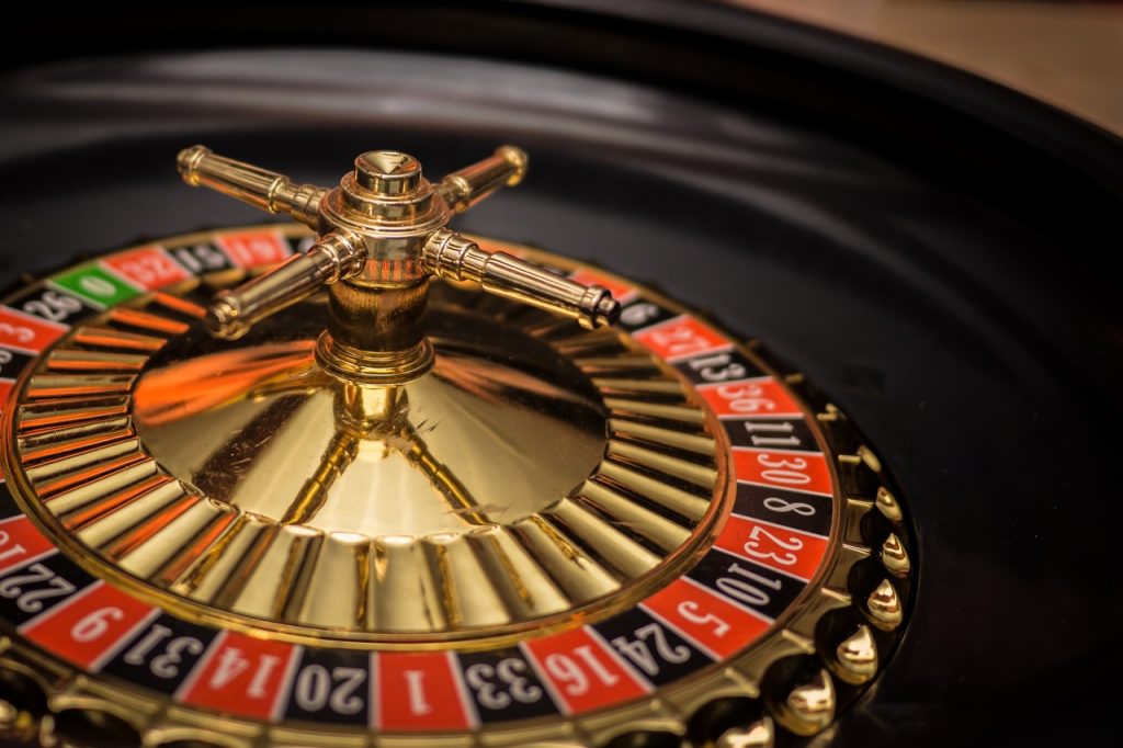 wheel red black casino gambling games 1223365 pxhere.com