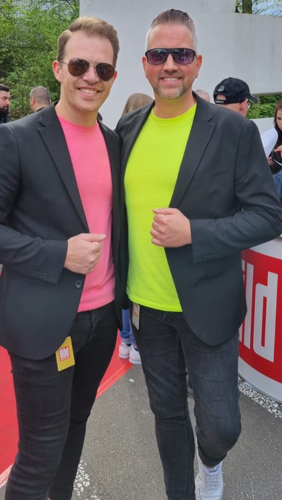 Neon beim BILD-RENNTAG