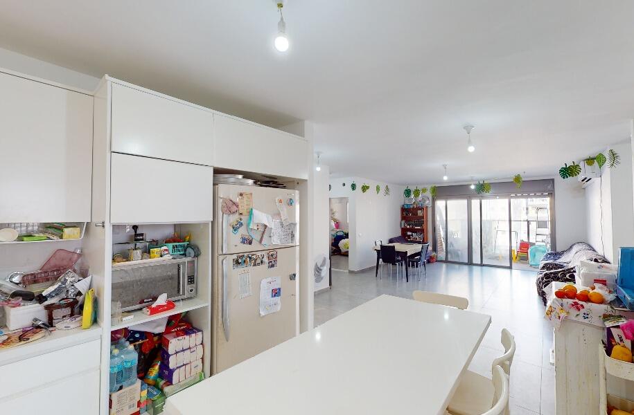 Apartment For Sale: Kaf Be-Kheshvan St, Ramat Beit El, Beit El 2