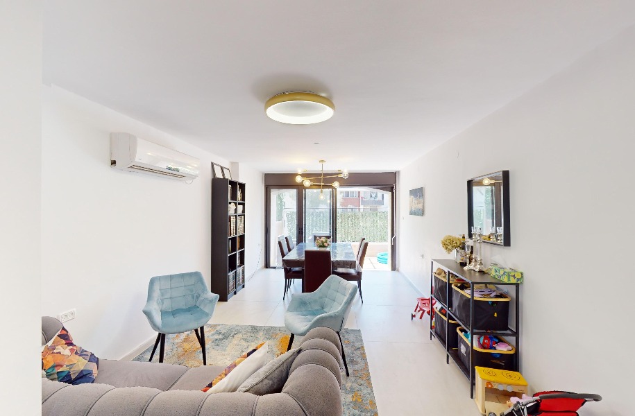 Apartment For Sale: Ma’avar Hamitla St 29, Jerusalem, Ramat Eshkol 4