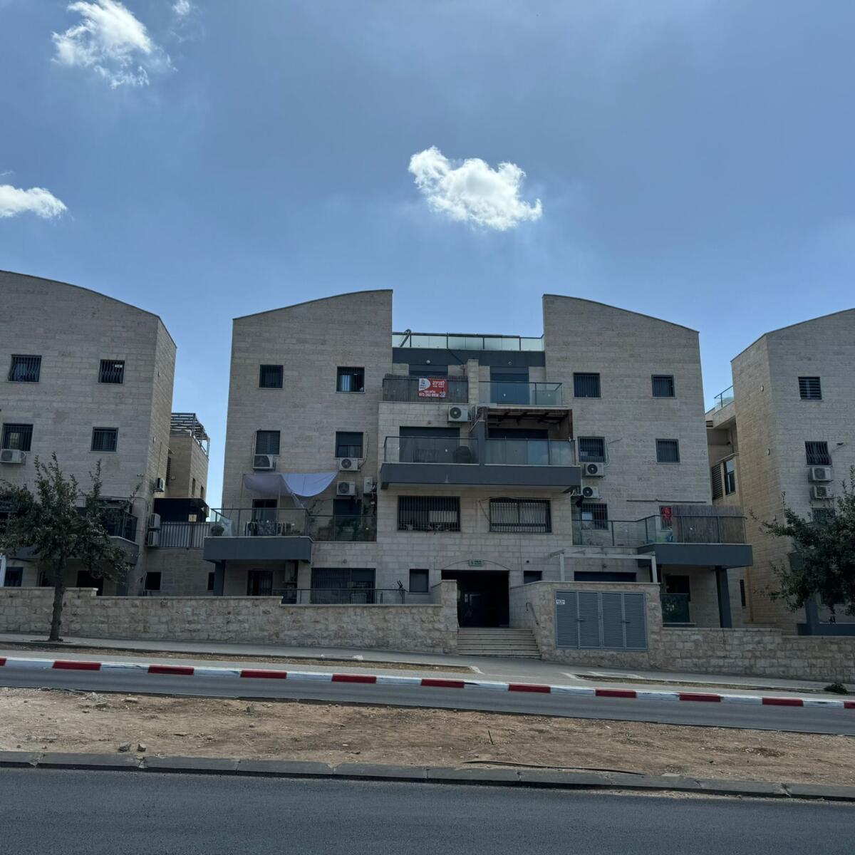 A Beautiful Apartment, For Sale: Nahal Tze’elim 5, Beit Shemesh, Ramat Beit Shemesh Aleph 1