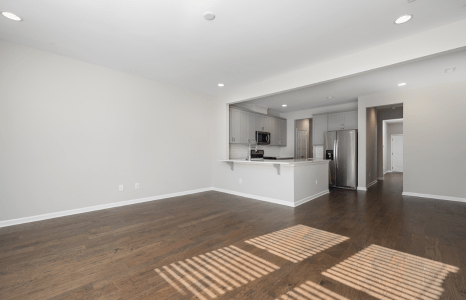Bright and Airy For Sale: Apartment in Beit Shemesh, Ramat Beit Shemesh Hei, Eli Yochanan 1