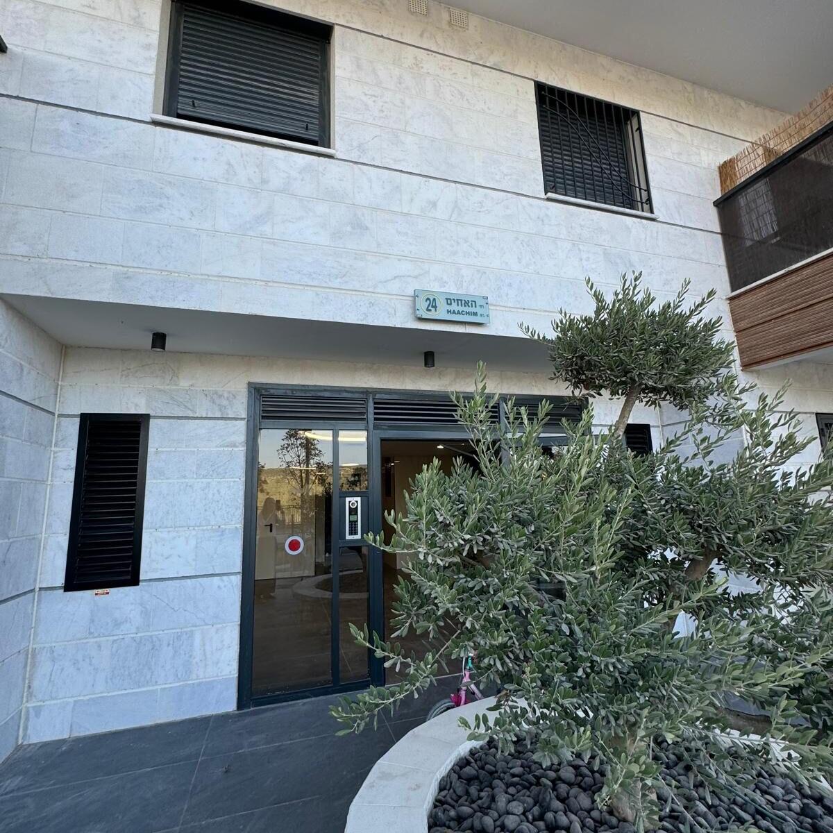 Ground-Floor Garden Apartment, For Sale: HaAchim Street 24, Beit Shemesh, Ramat Beit Shemesh Hei 3