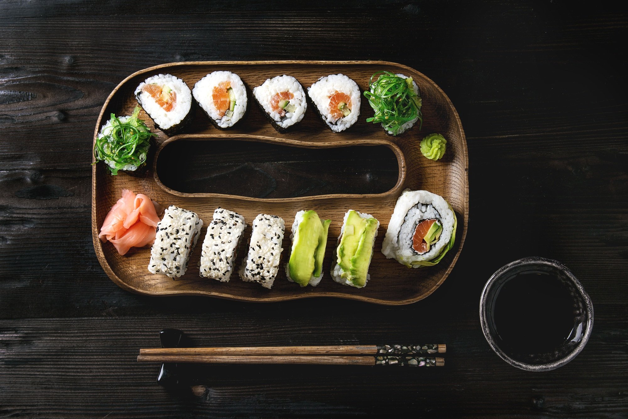 Sushi rolls set