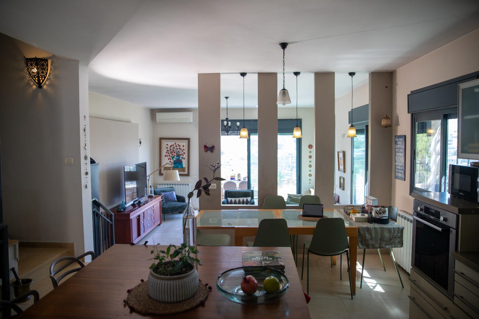 house for sale jerusalem with rental units (10)
