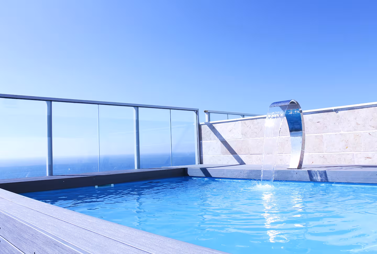 Ashkelon Poolside Penthouse For Rent