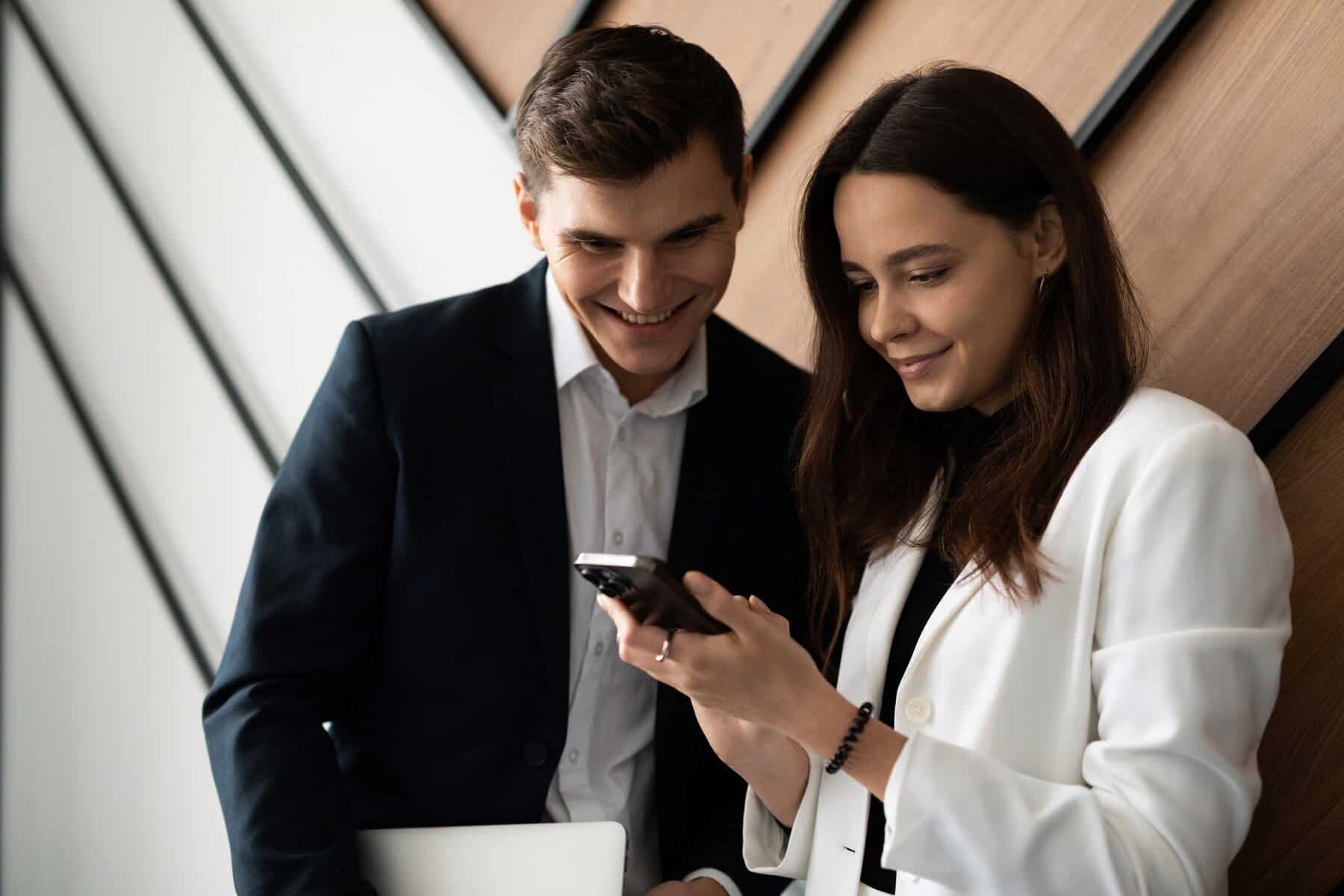 heterosexual colleagues communicate and share news during lunch break