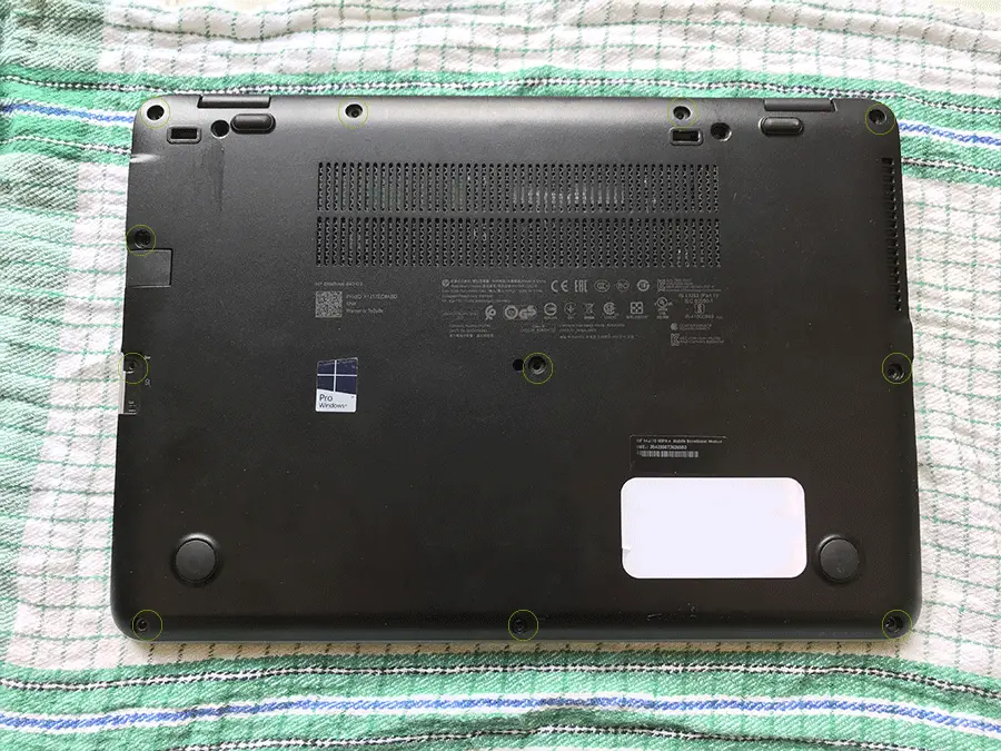 HP EliteBook 840 G3 retourné