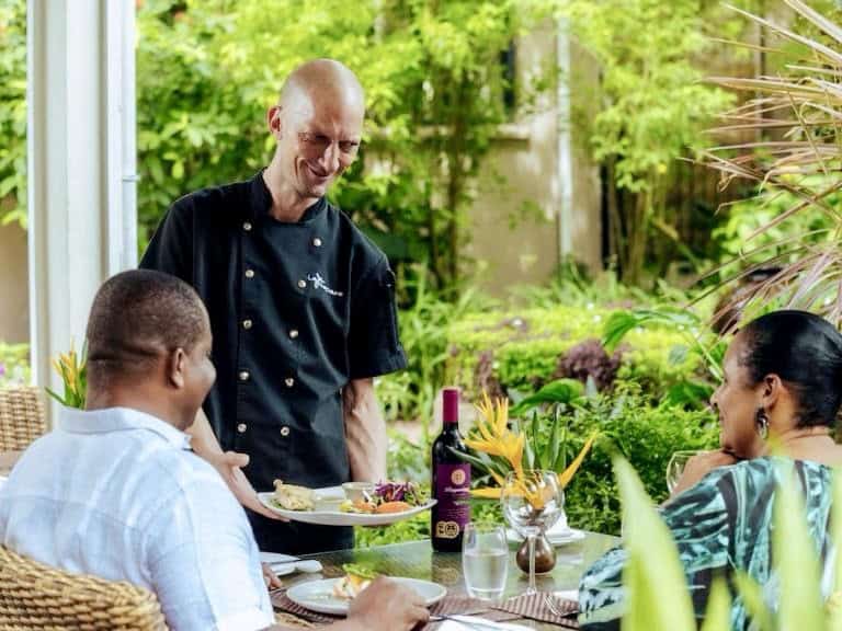 Le Repaire Restaurant — Italian cuisine facing the beach, La Digue