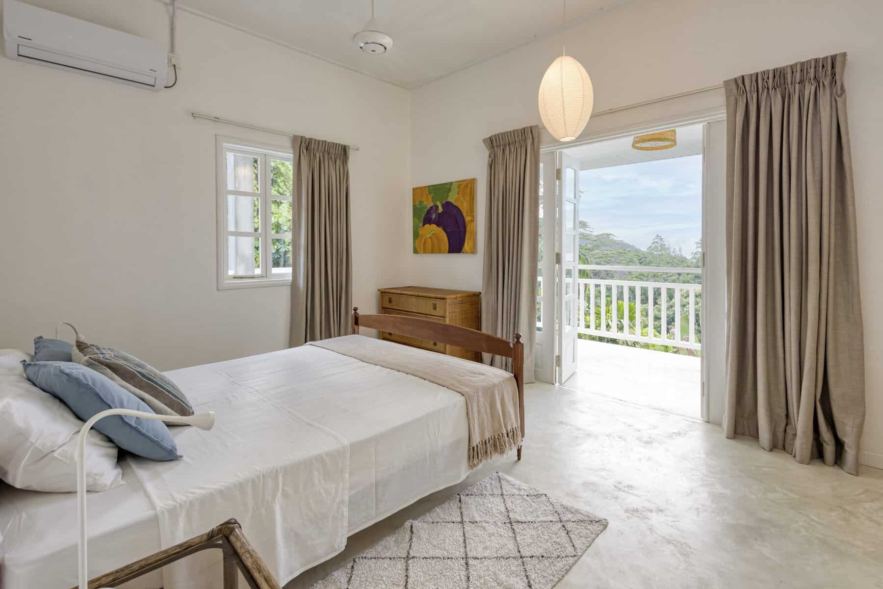 Katiti Lodge — parking and access